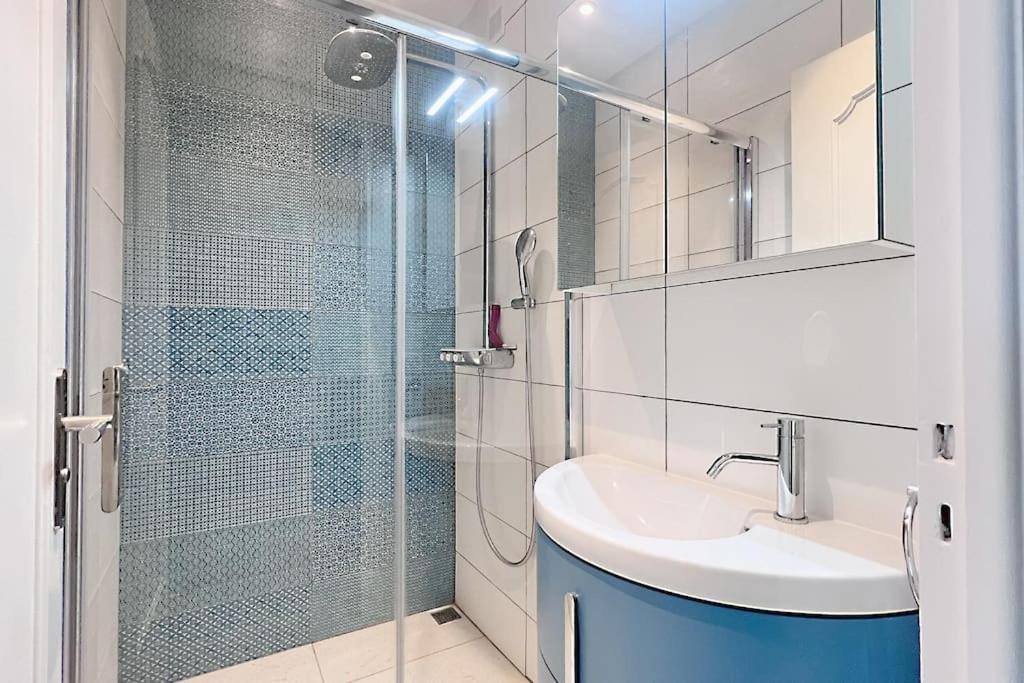 Apartment La Baia Dei Ange Nizza